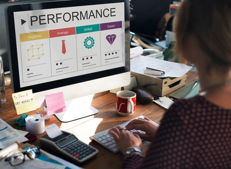 Manajemen Kinerja 4.0: KPI, OKR & Evaluasi Modern
