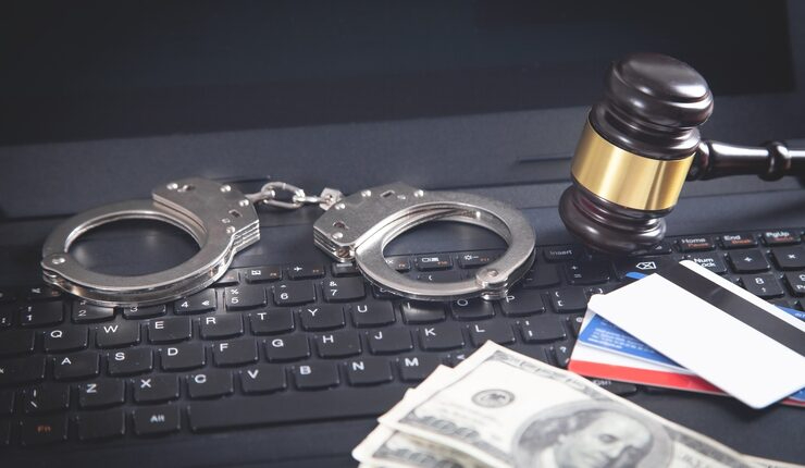 Aspek Hukum POJK 24/2025: Standardisasi Akun Dormant dan Pencegahan White-Collar Crime