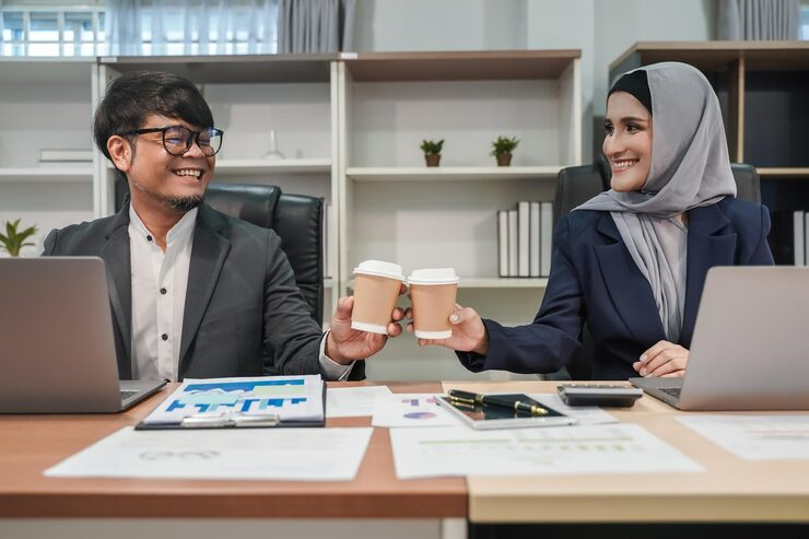 Transaksi Akad Syariah dan Penyusunan Kontrak Syariah