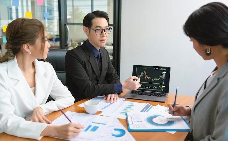 Perencanaan Strategis Wealth Management dan Investasi Bank