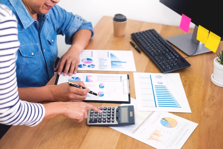 COUNTERPARTY CREDIT RISK ANALYSIS  Best Practice Melakukan Analisa Counterparty yang disertai dengan Worksheet Perhitungan Limit Counterparty