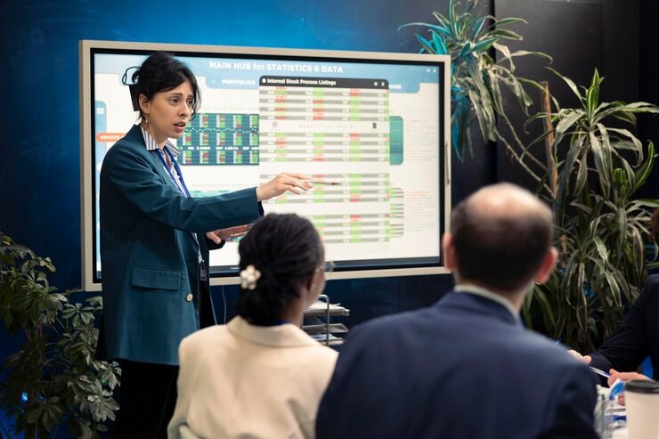 Digital Board Governance: Efisiensi Rapat Direksi & Komisaris Berbasis Teknologi