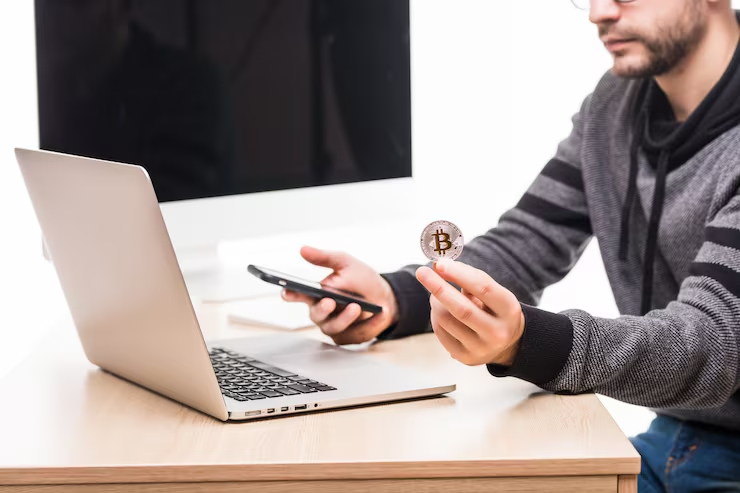Combating Digital Money Laundering: Deteksi Modus Pencucian Uang Melalui Judi Online dan Aset Kripto