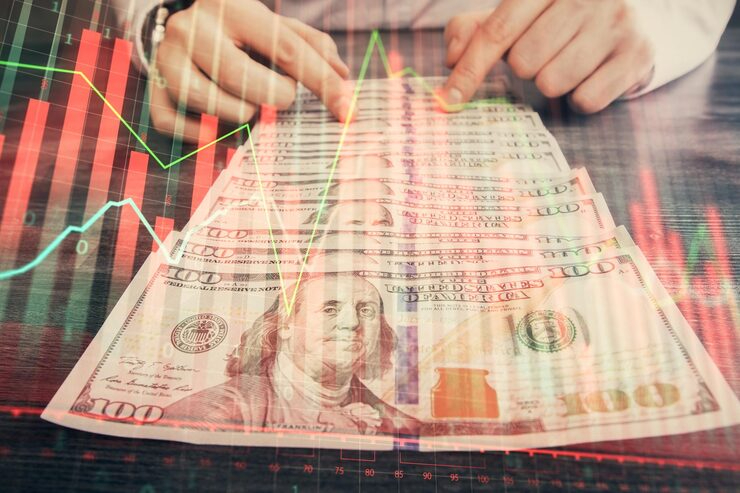 Mitigasi Risiko Valas di Level Rp17.700: Strategi Hedging dan Intervensi Pasar dalam Menghadapi Volatilitas Dolar AS