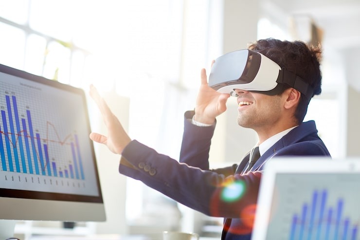 Metaverse Readiness: IT Strategy Beyond Reality
