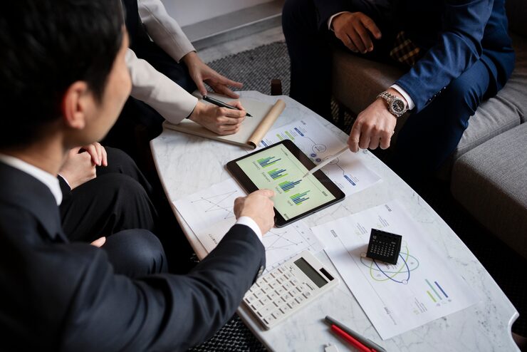 Strategic Risk Management: Menghubungkan Risiko dengan Profit Bank