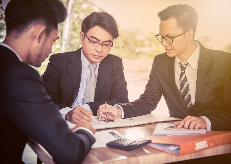 Tanggung Jawab Direksi & Komisaris (Legal Liability) dalam Perspektif Hukum Perbankan