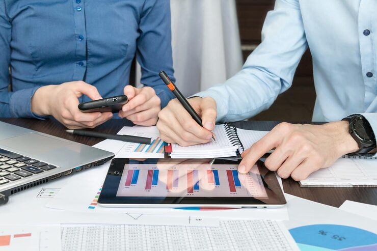 Teknik Analisis Laporan Keuangan untuk Keputusan Kredit