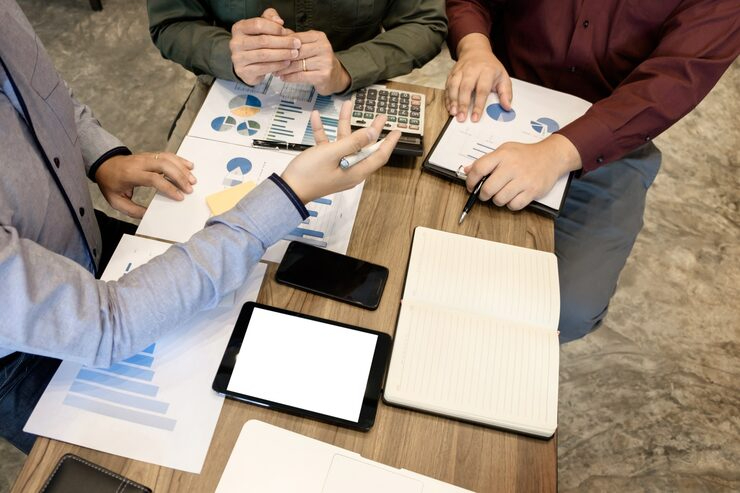 Strategi Pengelolaan Portofolio Kredit Optimasi Diversifikasi, Konsentrasi, dan Keseimbangan Risk-Return