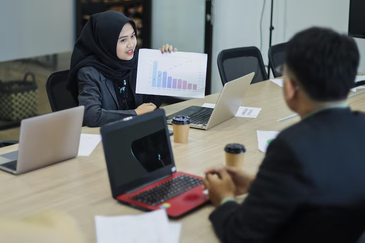 Strategi dan Tata Cara Pengalihan Hak-Kewajiban Portofolio UUS Menuju Bank Syariah Baru