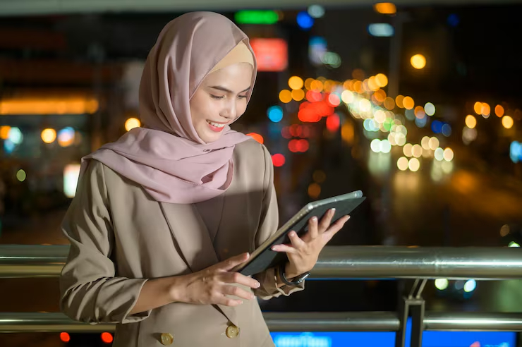 Next-Gen Sharia Funding: Mengintegrasikan Ekosistem Halal Value Chain dan Digital Ziswaf untuk Akuisisi DPK Murah
