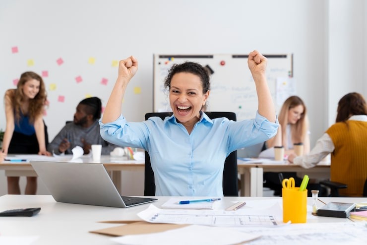 Meningkatkan Employee Motivation melalui Program Reward & Recognition
