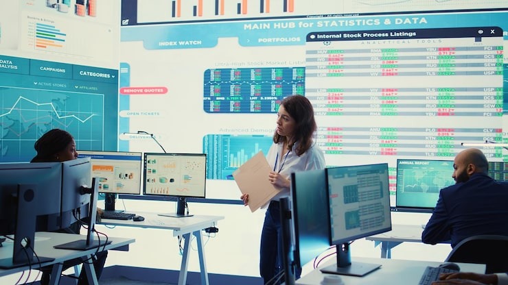 Data Visualization untuk Manajemen Bank