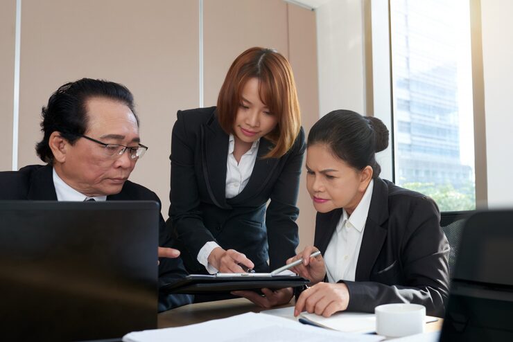 Strategic Legal Management in Banking: Meningkatkan Peran Divisi Hukum sebagai Mitra Bisnis yang Proaktif dan Bernilai Tambah