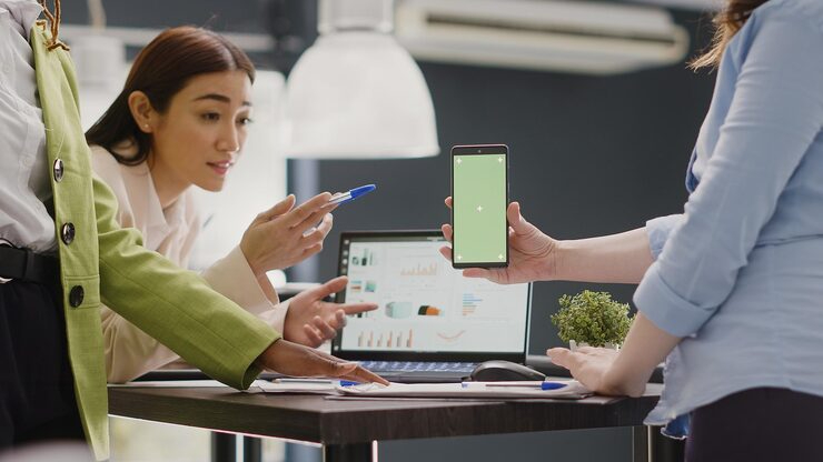 Strategi Peningkatan Fee Based Income melalui Layanan Digital dan Transaksi Non Tunai
