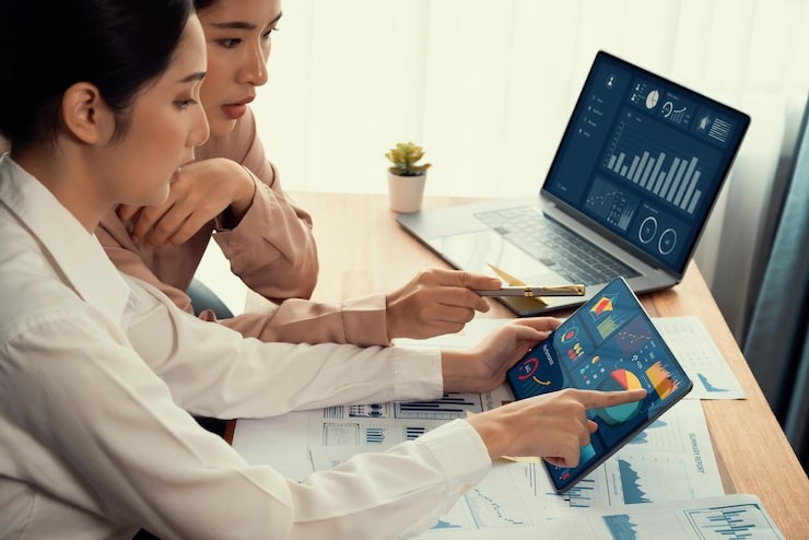Pemanfaatan Data Analytics untuk Mengembangkan Layanan Digital Banking