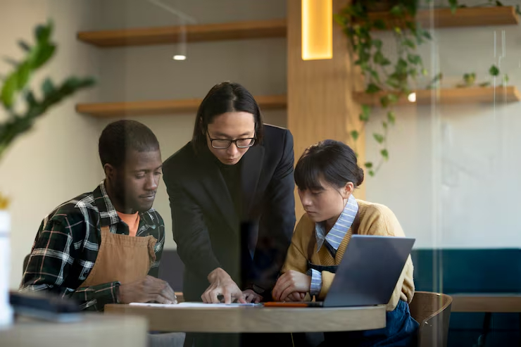 Developing Inclusive Leadership and Multi-Generational Workforce Management to Foster Collaboration in Every Banking Branch