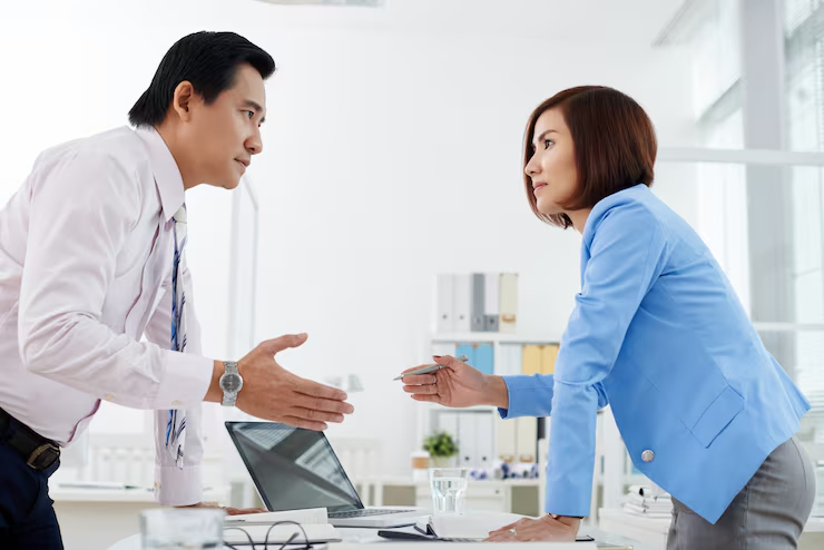 Conflict Resolution & Employee Grievance: Teknik HR Menangani Keluhan dan Sengketa Internal Karyawan