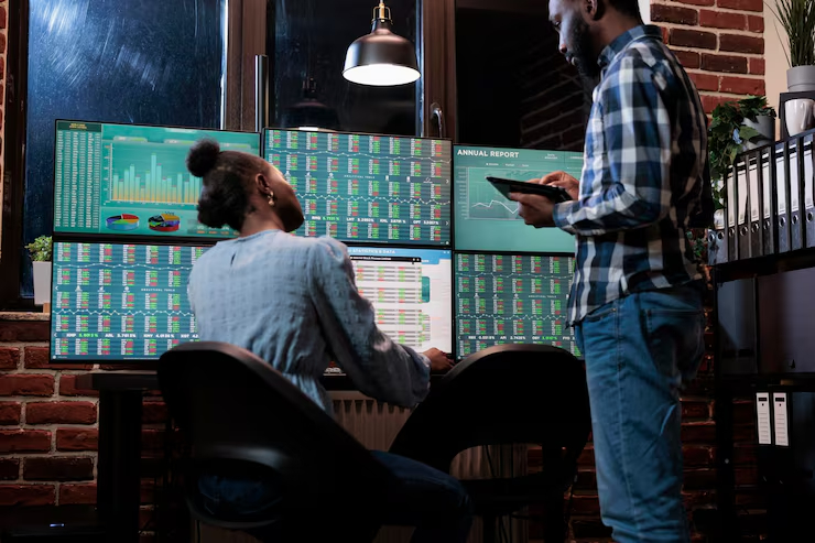 Intelligent Liquidity Command Center: Strategi Pengelolaan Likuiditas Terintegrasi Berbasis Real-Time Data dan Predictive Analytics