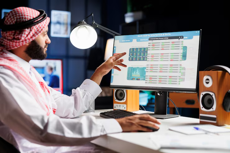 Sharia Compliance in Digital Era: Mitigasi Risiko Fikih dan Kepatuhan pada Inovasi Produk Perbankan Syariah Kontemporer