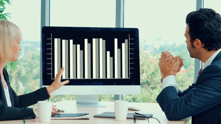 Bridging the Gap: Statistika Terapan untuk Manajer Risiko Non-Teknis