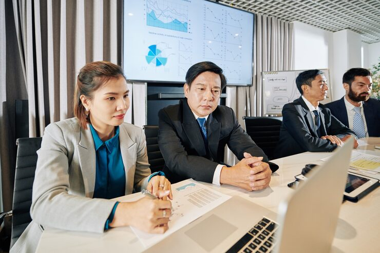 Peran Strategis Corporate Secretary dalam Implementasi Good Corporate Governance (GCG) Perbankan