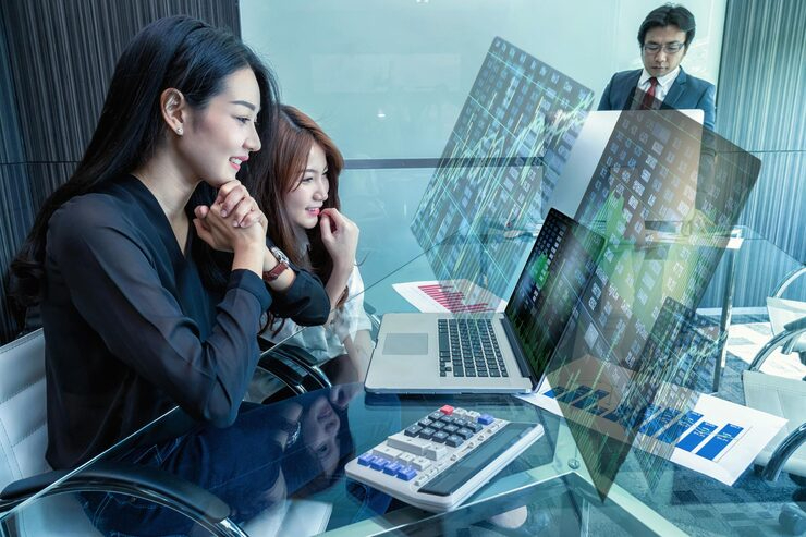 Bridging the Digital Gap: Strategi Reskilling SDM untuk Mendukung Akselerasi Layanan Digital Banking