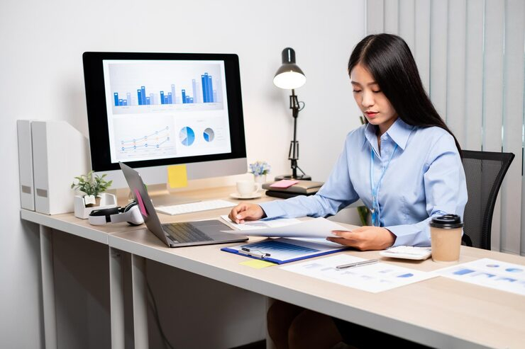 Financial Data Analytics for Accountants Pemanfaatan Power BI dan Excel Advanced untuk Visualisasi & Analisis Laporan Keuangan