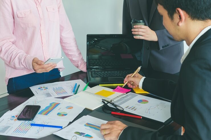 Analisis Investasi dan Laporan Keuangan untuk Optimalisasi Keputusan Perusahaan