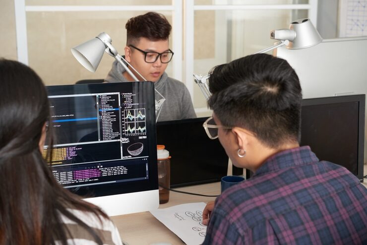 Developing Windows Azure and Web Services