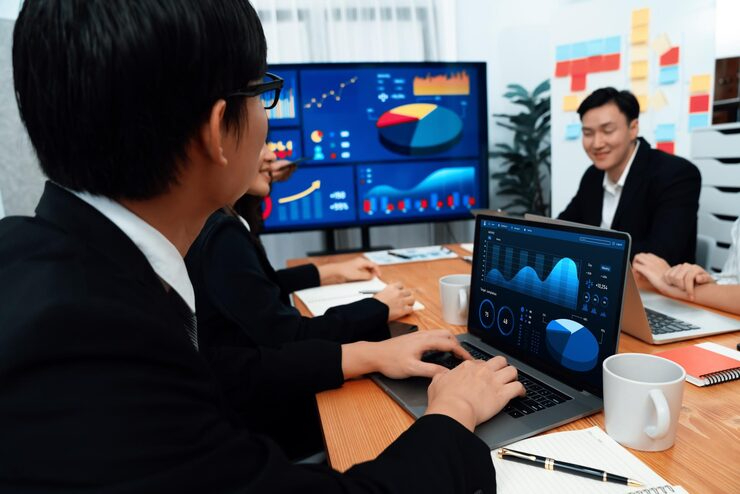 Transformasi Perencanaan Keuangan Menggunakan Platform Analisis Data Prediktif
