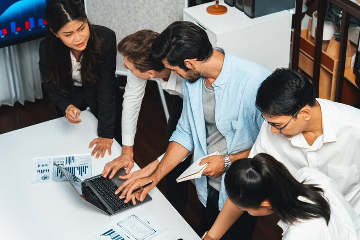 Sinergi Holding & Parent Company Post-Spin-Off Optimalisasi Shared Services dan Infrastruktur BPD