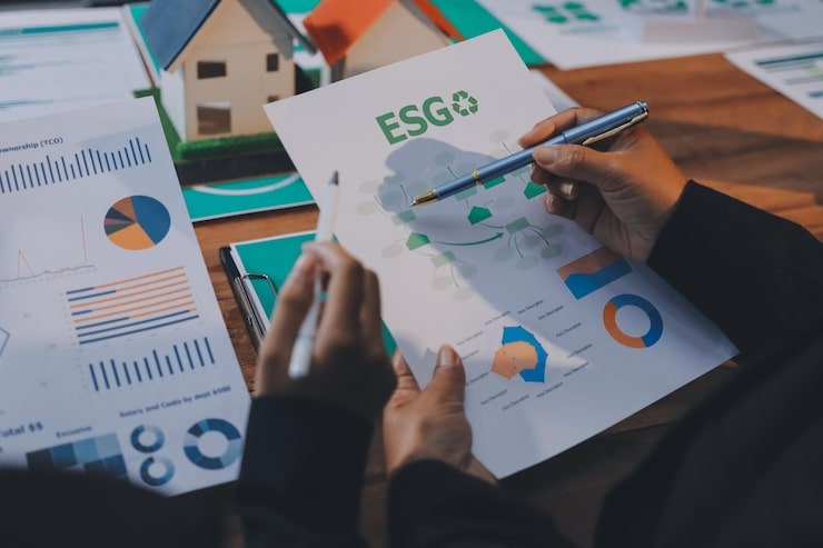 Analisis Risiko Kredit Berbasis ESG