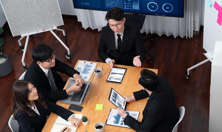 Stakeholder Management: Strategi CorSec Mengelola Relasi Regulator & Investor