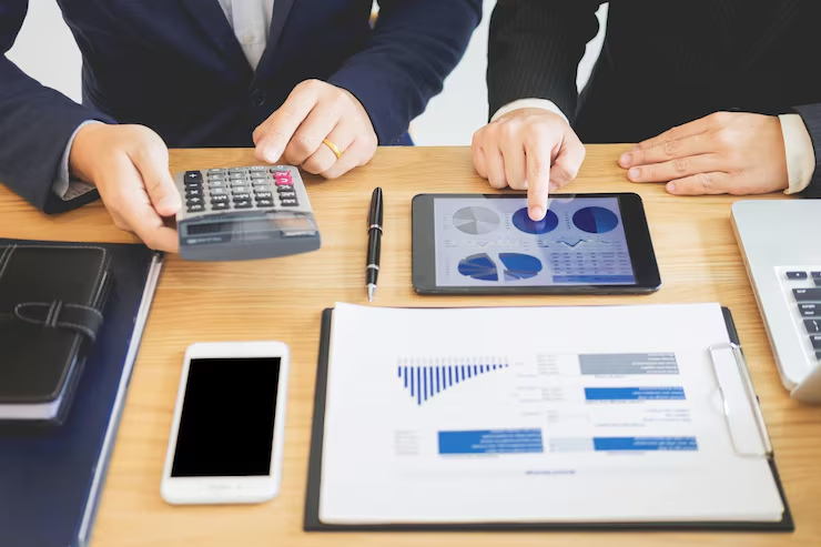 Strategi Divisi Pajak Perbankan dalam Sinkronisasi Data SLIK OJK dan Transparansi Fiskal
