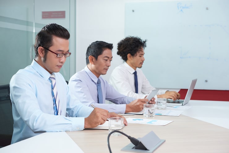 Manajemen Risiko Pihak Ketiga & Sertifikasi Vendor IT - POJK 11/2022 (Penyelenggaraan TI oleh Bank Umum)
