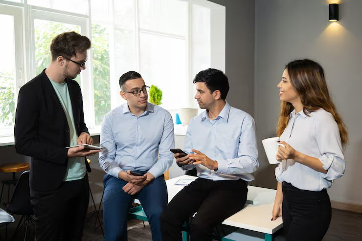 Effective Communication & Active Listening untuk Kolaborasi Tim