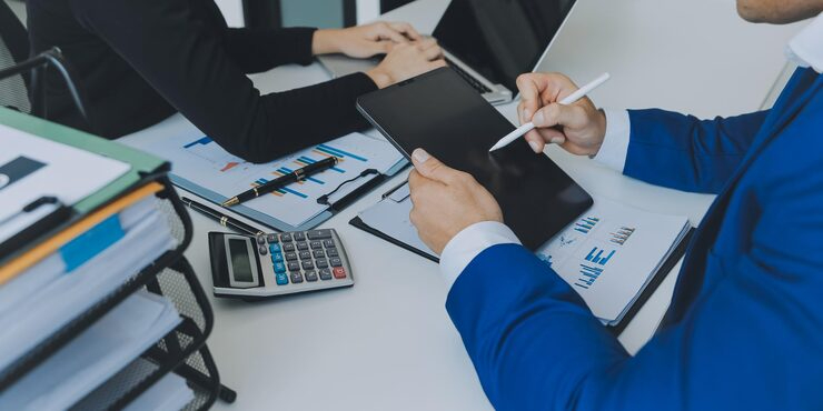 Akuntansi Perbankan: Pencatatan, Pelaporan, dan Rekonsiliasi Modern