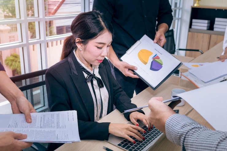 INTEGRASI FUNGSI KEPATUHAN DENGAN AUDIT INTERNAL UNTUK PENGAWASAN MAKSIMAL