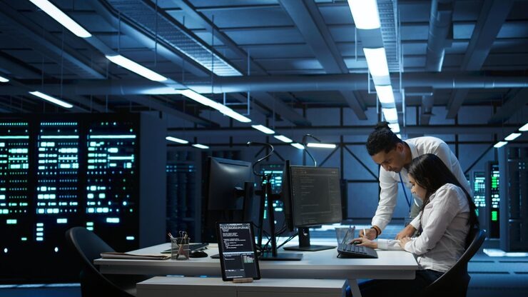 Data Center Operations & Monitoring