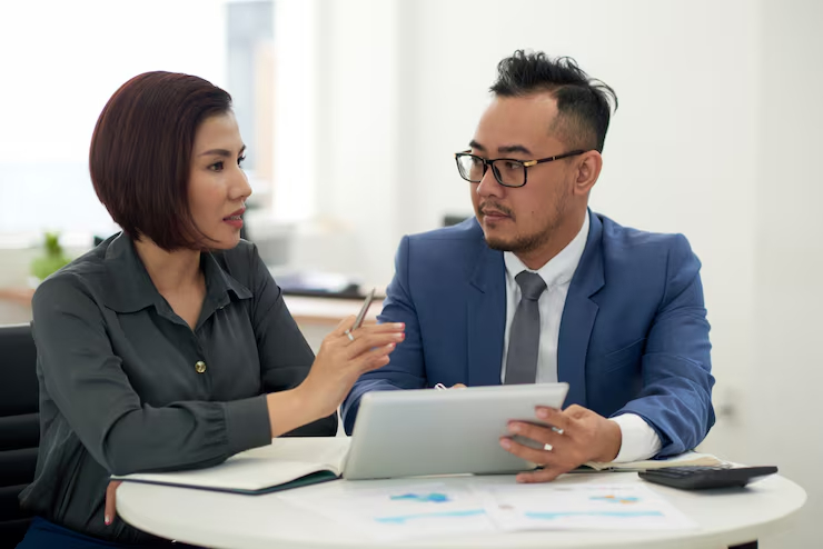 Audit Internal sebagai Trusted Advisor: Strategi Komunikasi Hasil Audit dalam Mendorong Pengambilan Keputusan Strategis Direksi