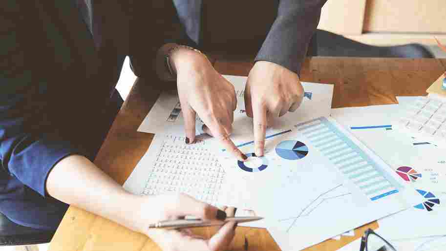 Enhancing Auditor Fraud Risk Assesment