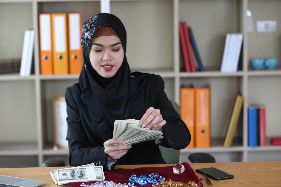 Ketentuan dan Hukum Perbankan Syariah